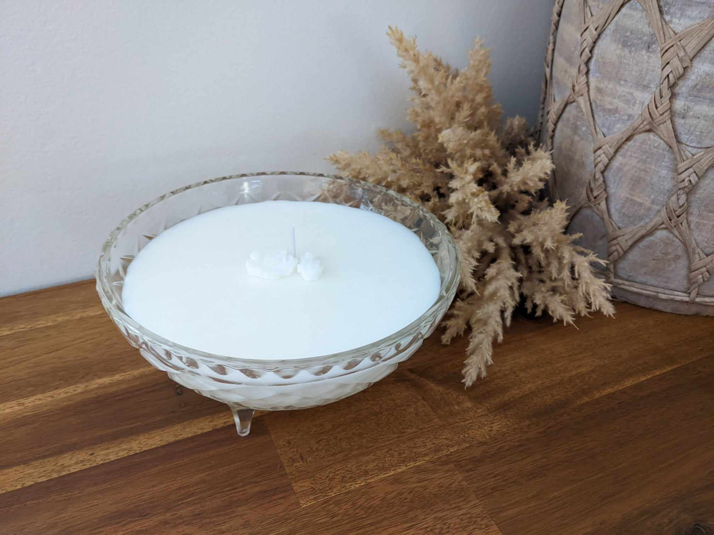 Bespoke Crystal Bowl - Sweet Pea & Jasmine Hand-poured Soy Candle (A)