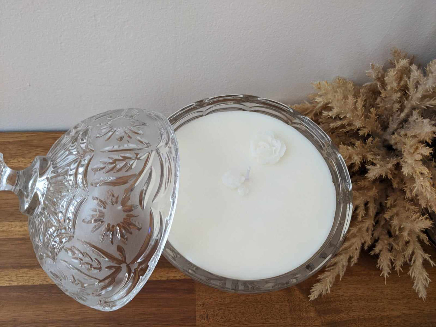 Bespoke Crystal Bowl - Japanese Honeysuckle Hand-poured Soy Candle (N)