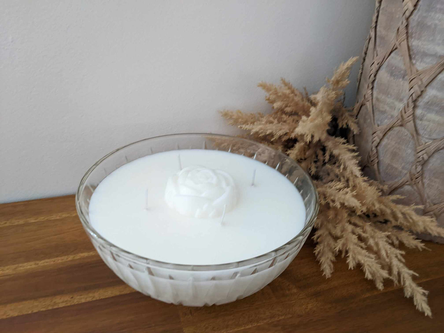 Bespoke Cut Glass Bowl - Sweet Pea & Jasmine Hand-poured Soy Candle (B.1)